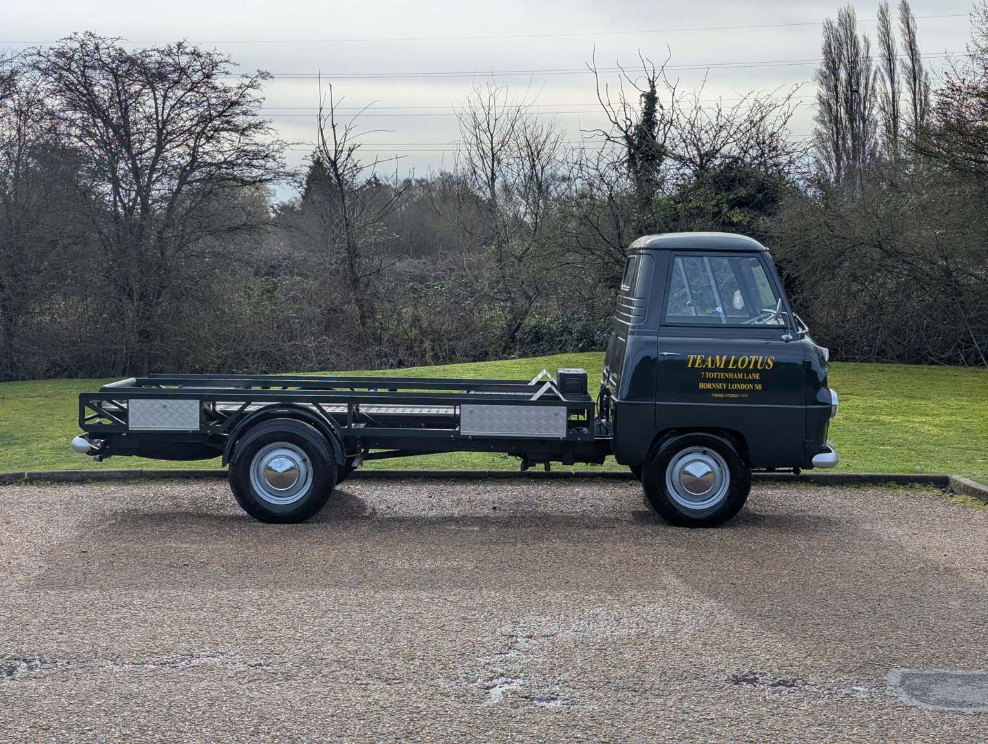 <p>1961 THAMES 400E</p>