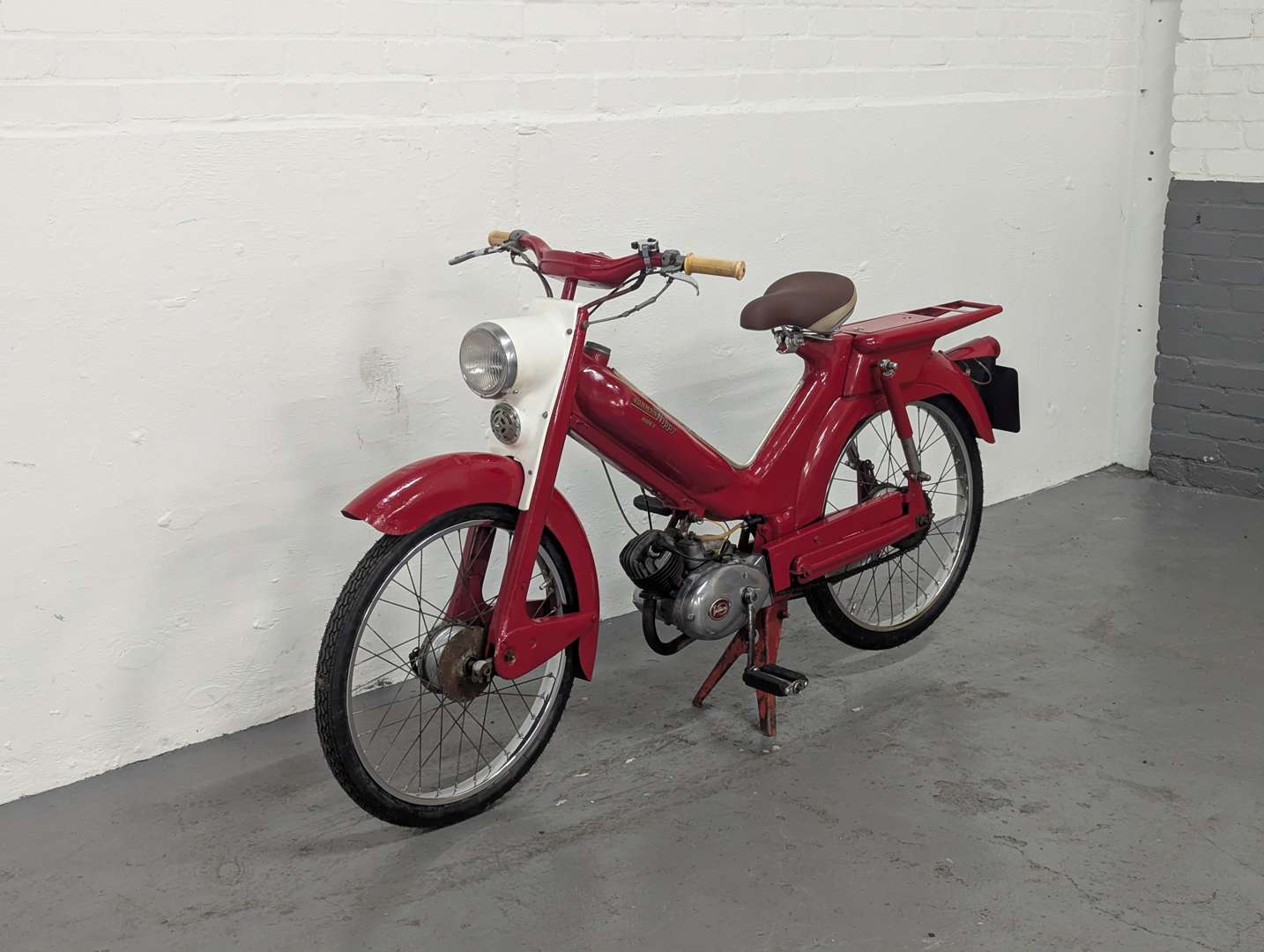 <p>1962 NORMAN NIPPY MOPED</p>