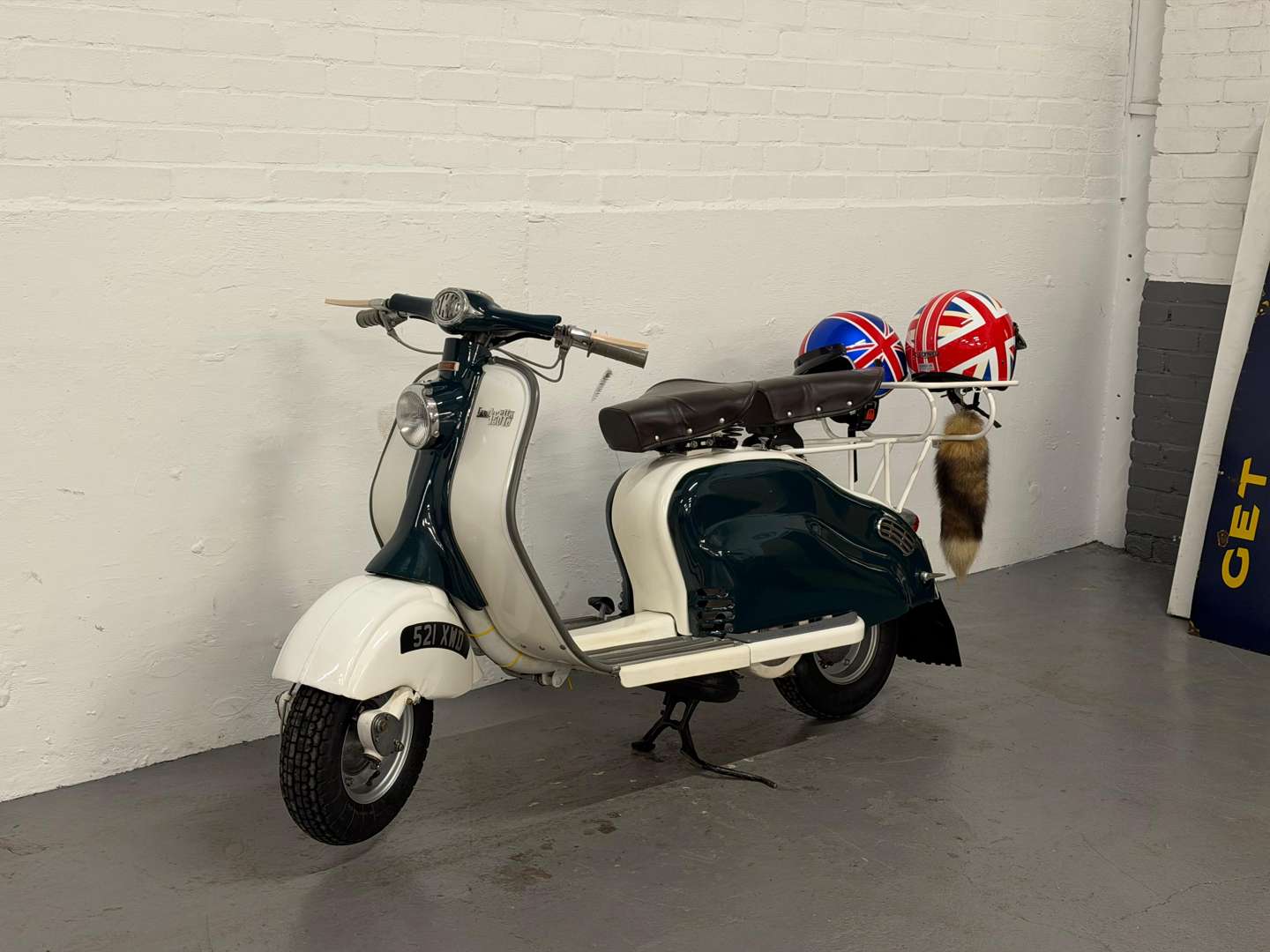 <p>1956 LAMBRETTA LD150</p>