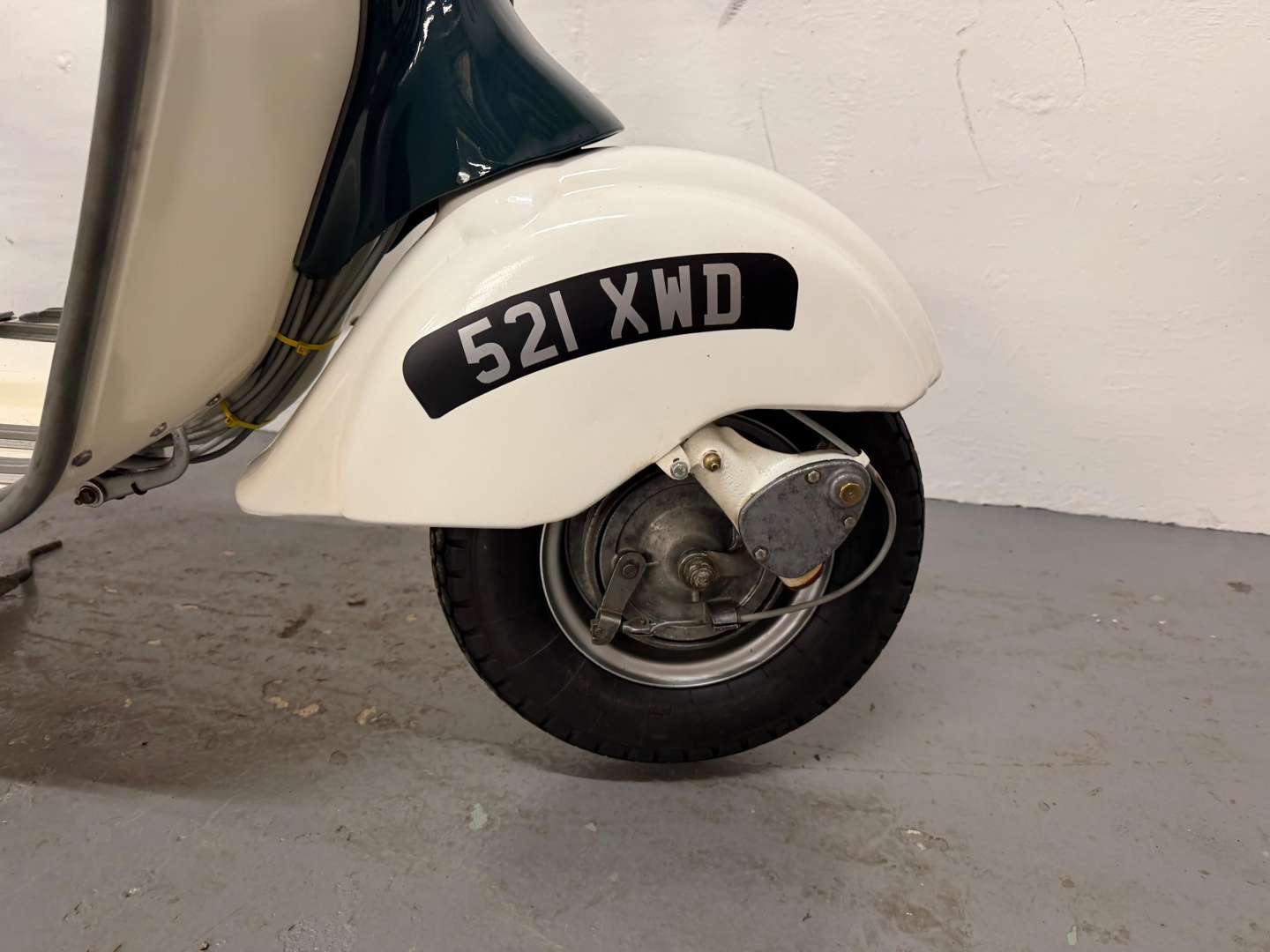 <p>1956 LAMBRETTA LD150</p>