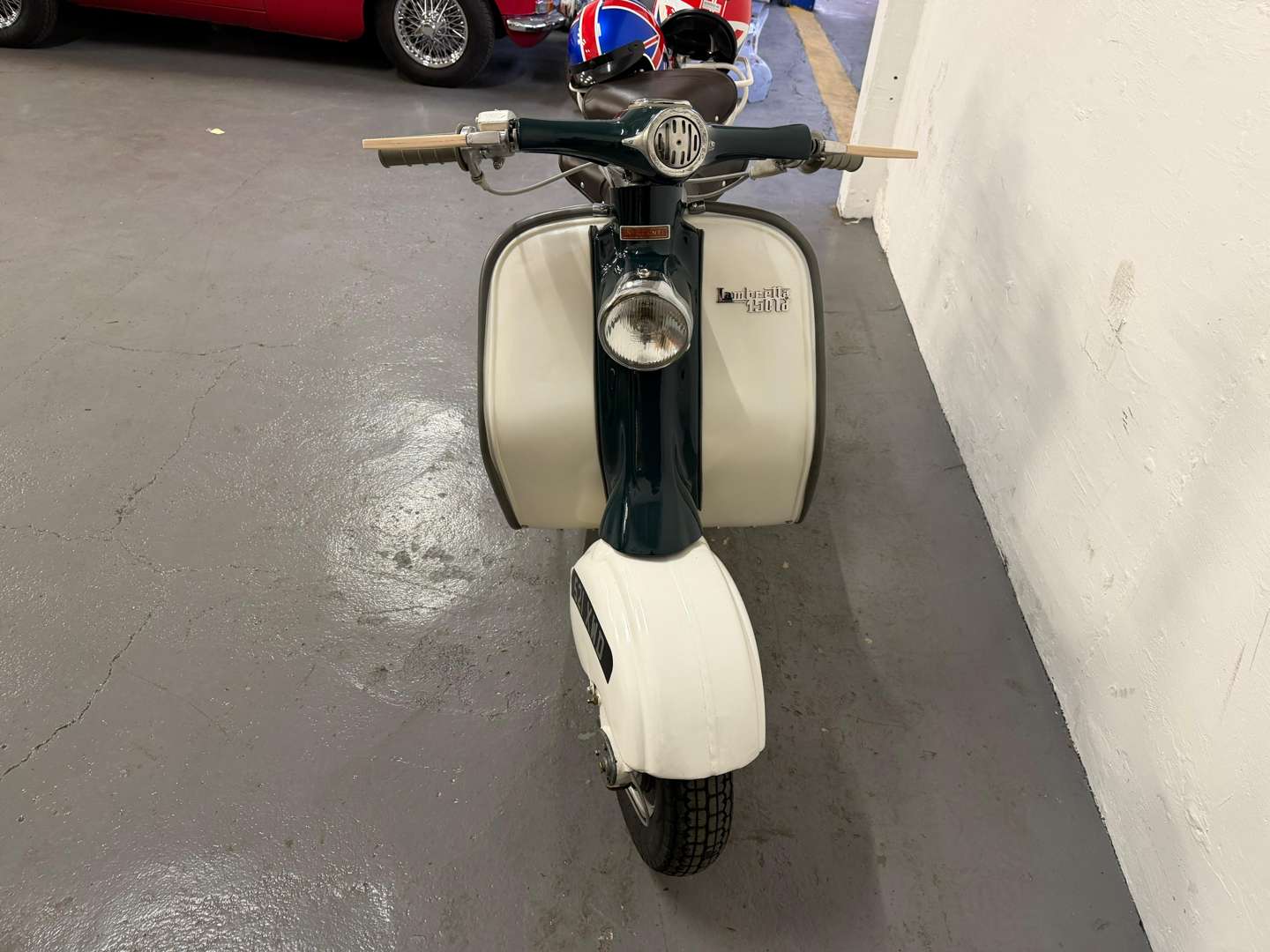 <p>1956 LAMBRETTA LD150</p>