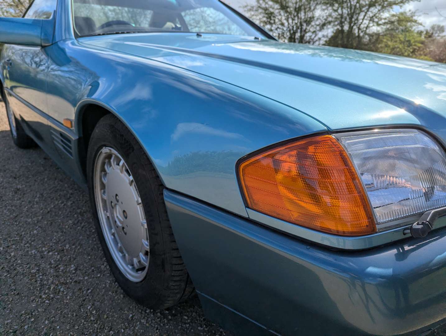 <p>1991 MERCEDES 300SL R129 AUTO</p>