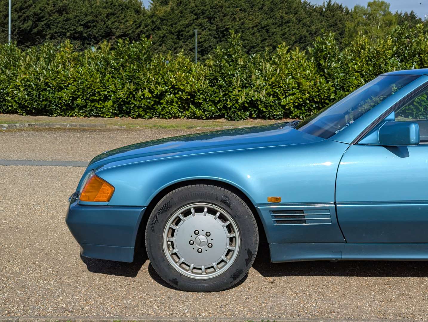<p>1991 MERCEDES 300SL R129 AUTO</p>