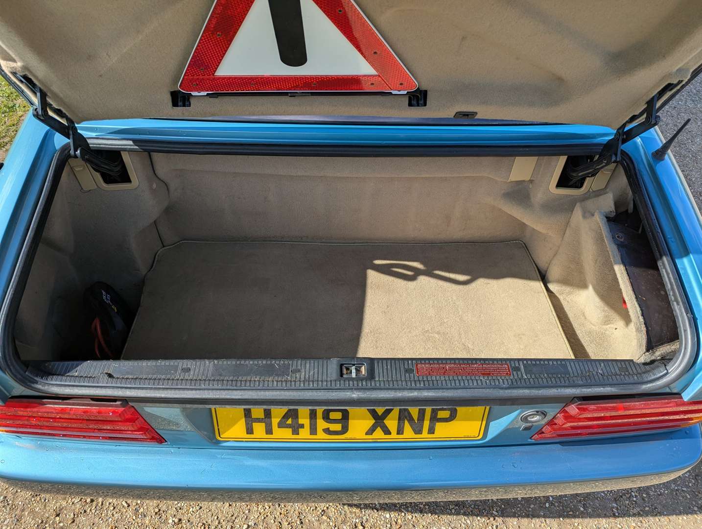 <p>1991 MERCEDES 300SL R129 AUTO</p>