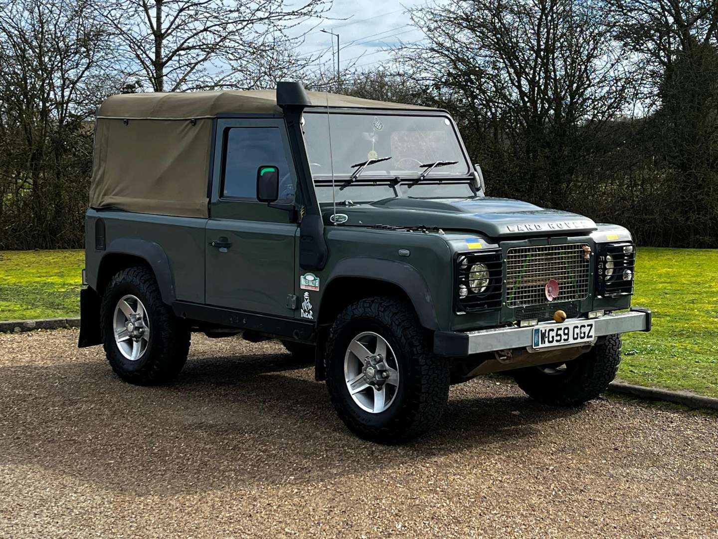 <p>2009 LAND ROVER DEFENDER 90</p>