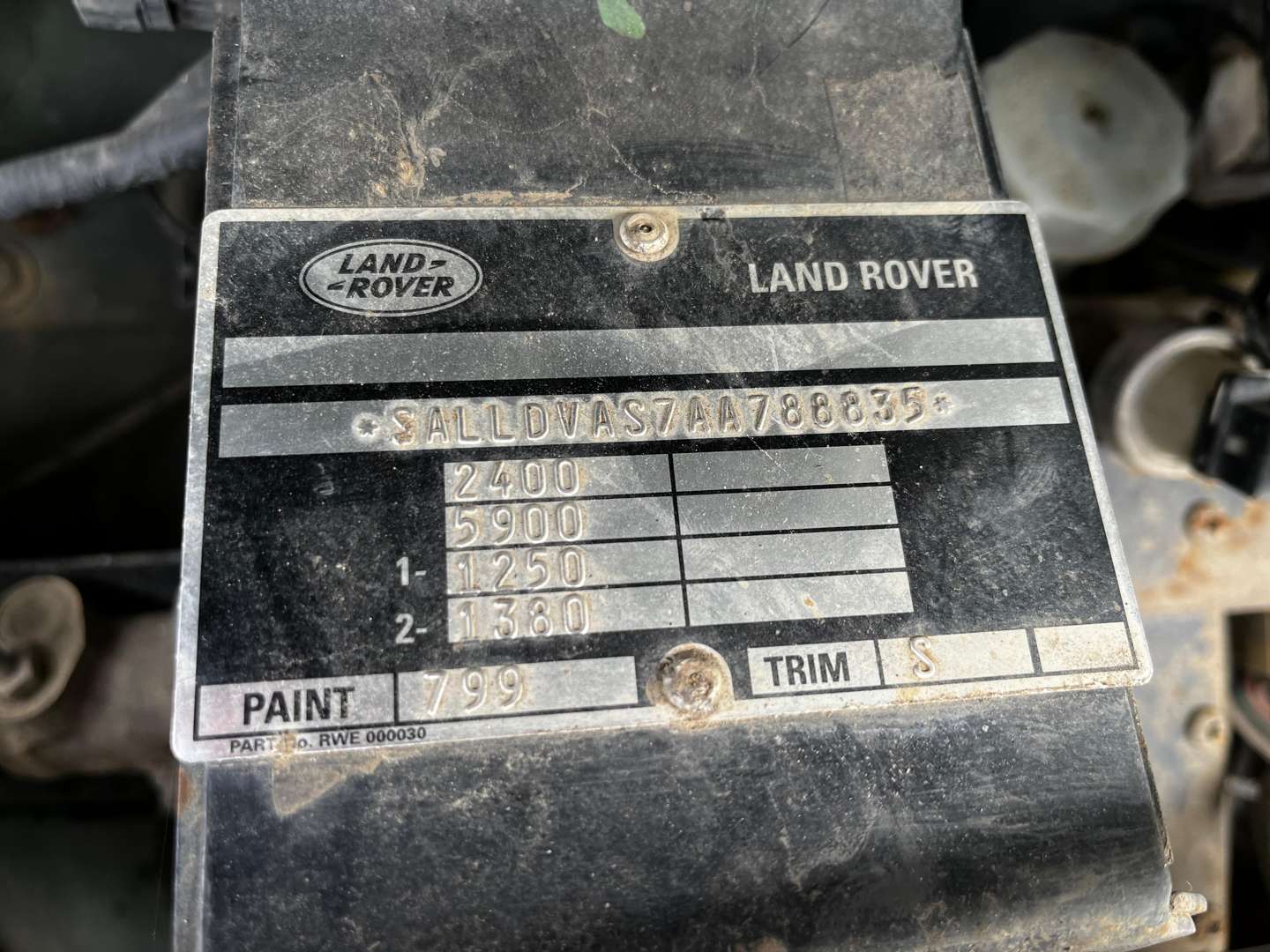 <p>2009 LAND ROVER DEFENDER 90</p>