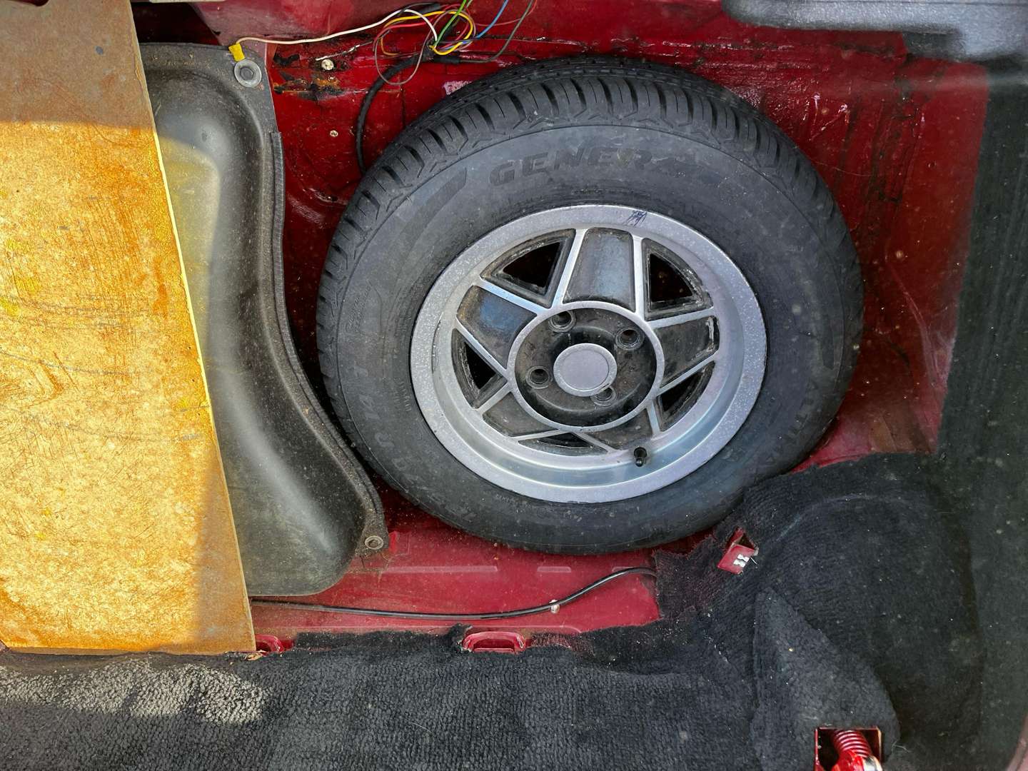 <p>1974 TRIUMPH STAG AUTO</p>