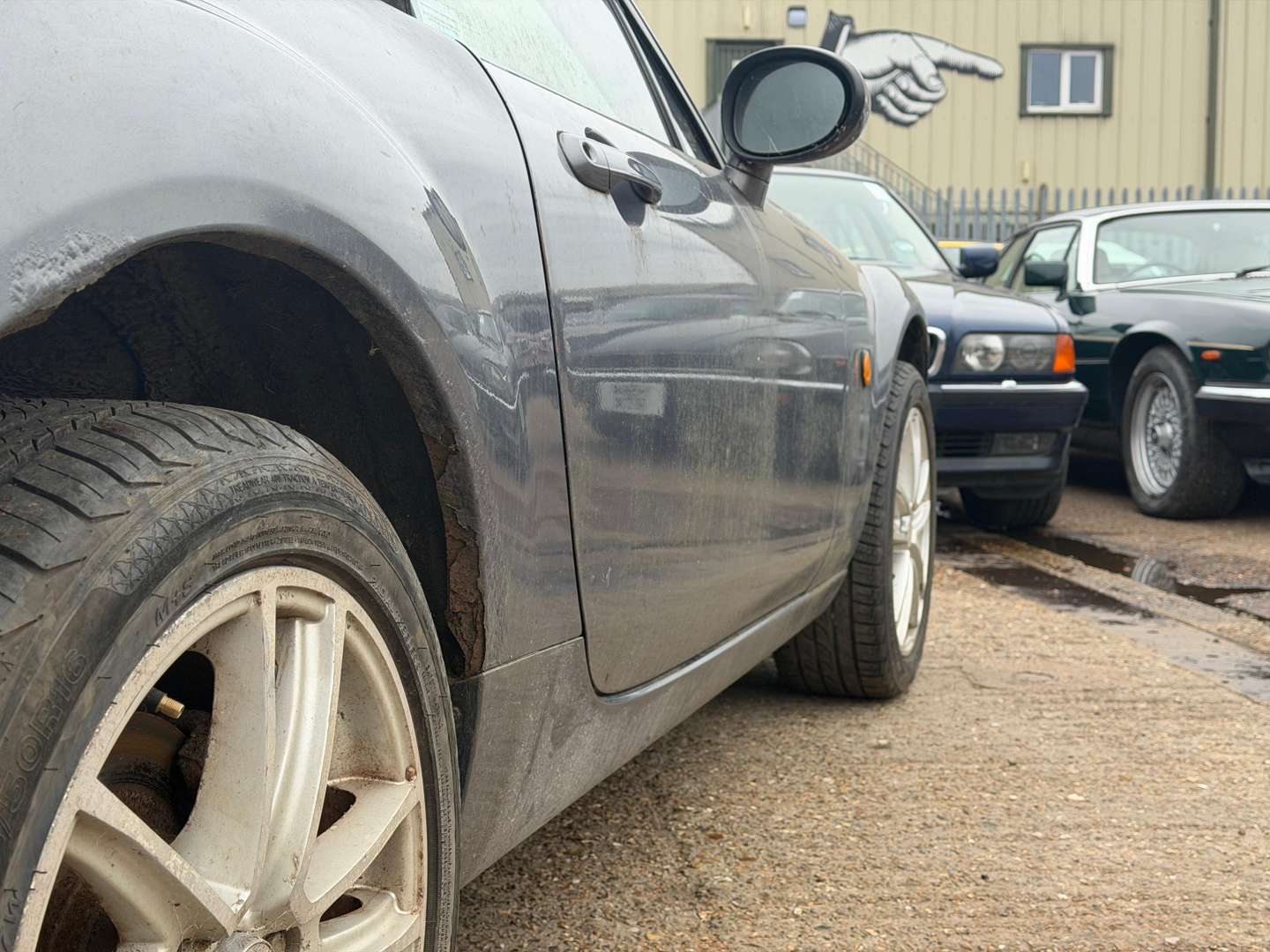 <p>2005 MAZDA MX-5</p>