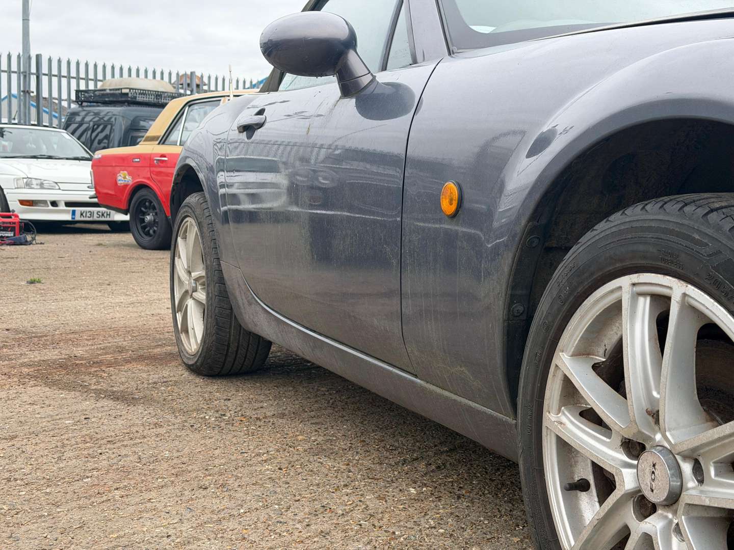 <p>2005 MAZDA MX-5</p>