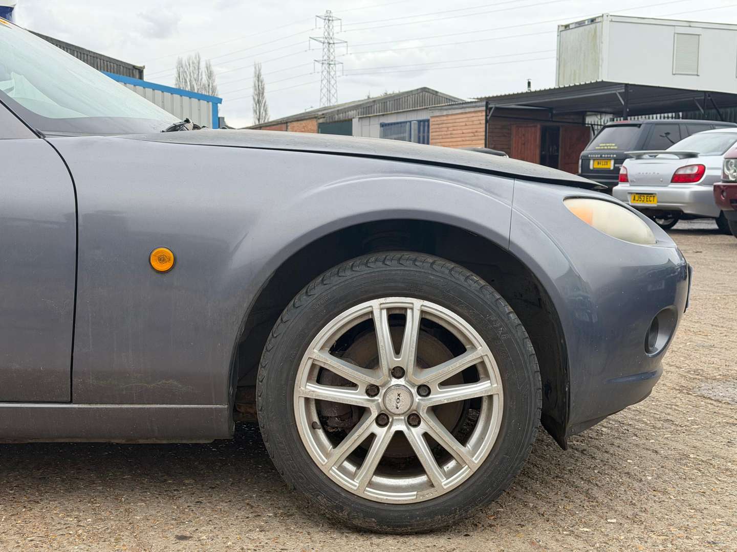 <p>2005 MAZDA MX-5</p>