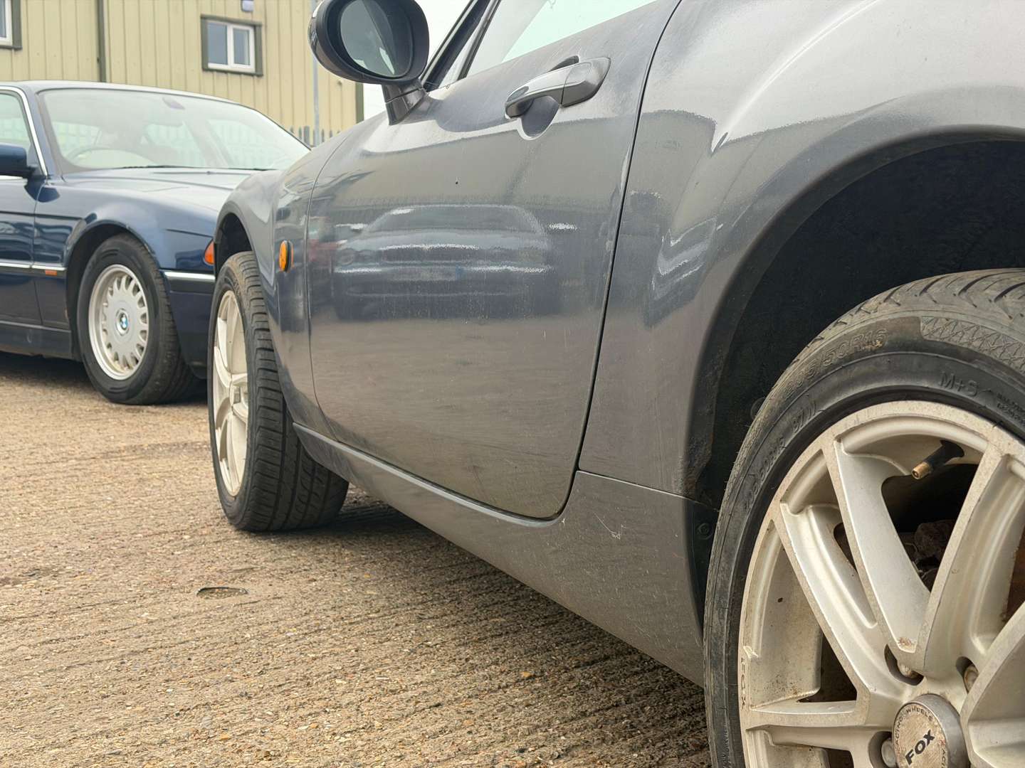 <p>2005 MAZDA MX-5</p>