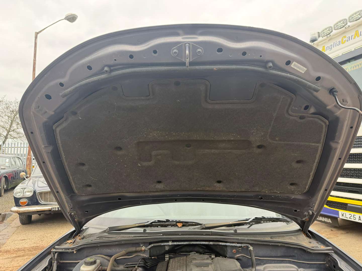 <p>2005 MAZDA MX-5</p>