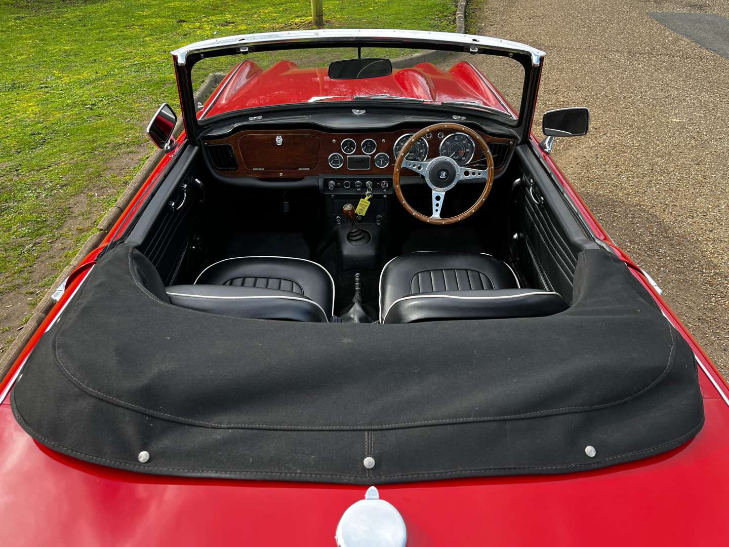 <p>1965 TRIUMPH TR4A</p>