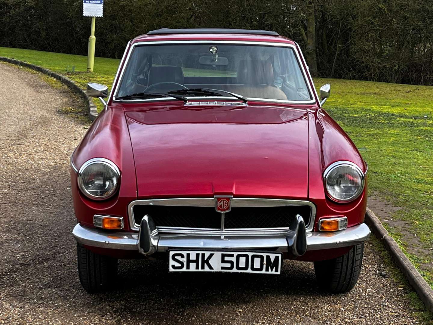 <p>1974 MG B GT V8</p>