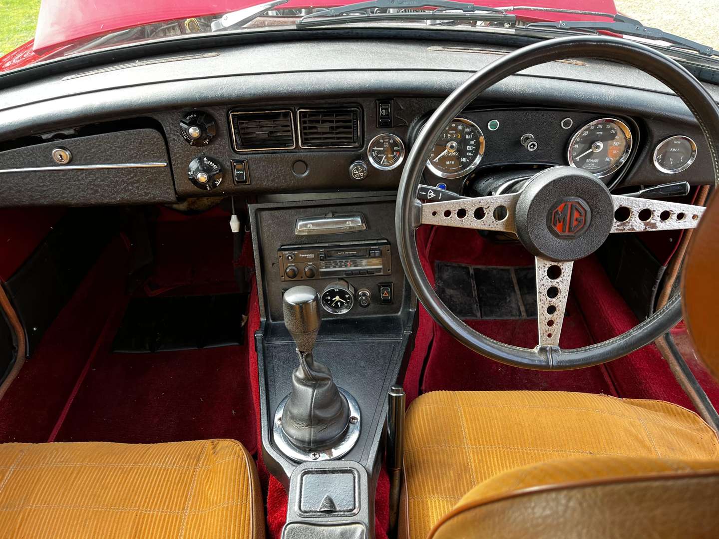 <p>1974 MG B GT V8</p>