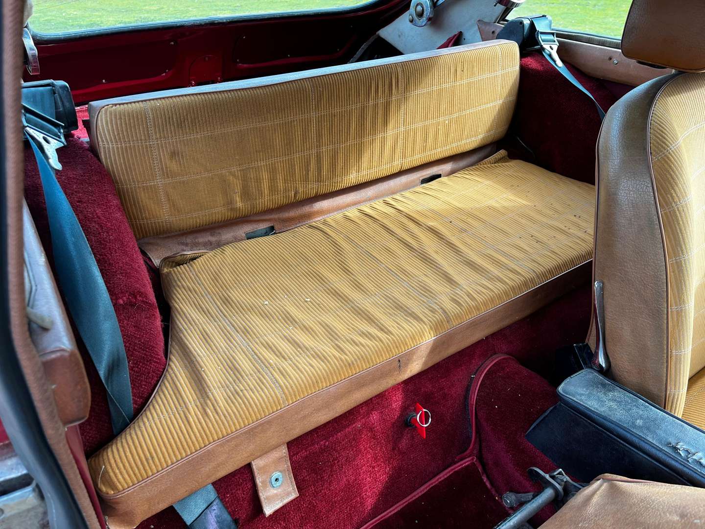 <p>1974 MG B GT V8</p>