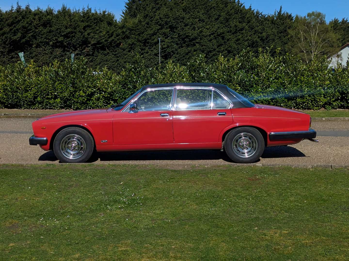 <p>1985 JAGUAR XJ6 SIII 3.4 AUTO</p>