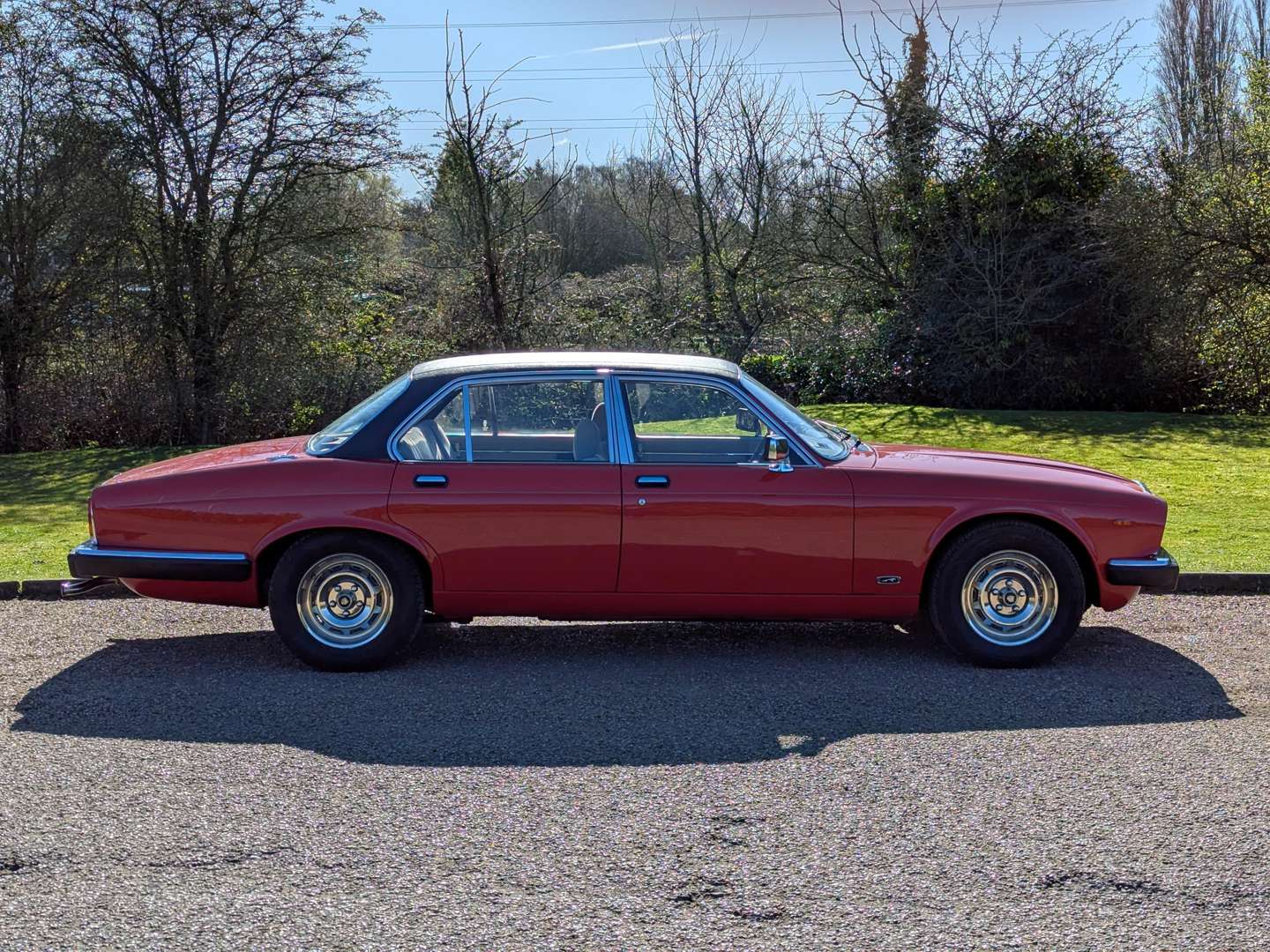 <p>1985 JAGUAR XJ6 SIII 3.4 AUTO</p>