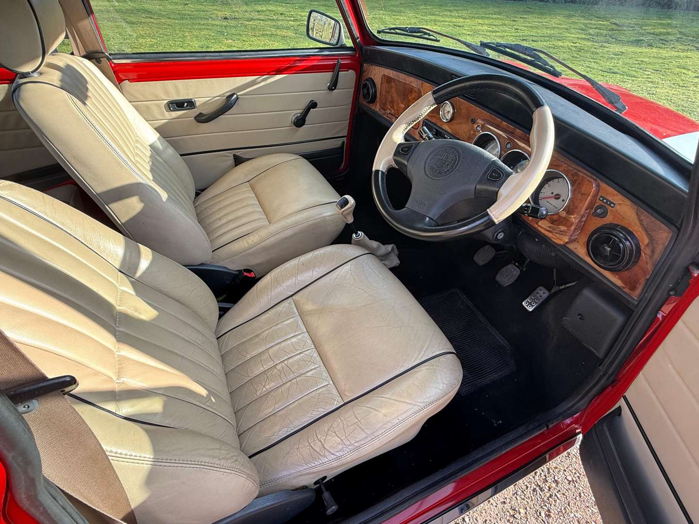<p>1997 ROVER MINI COOPER - ONE REGISTERED OWNER</p>