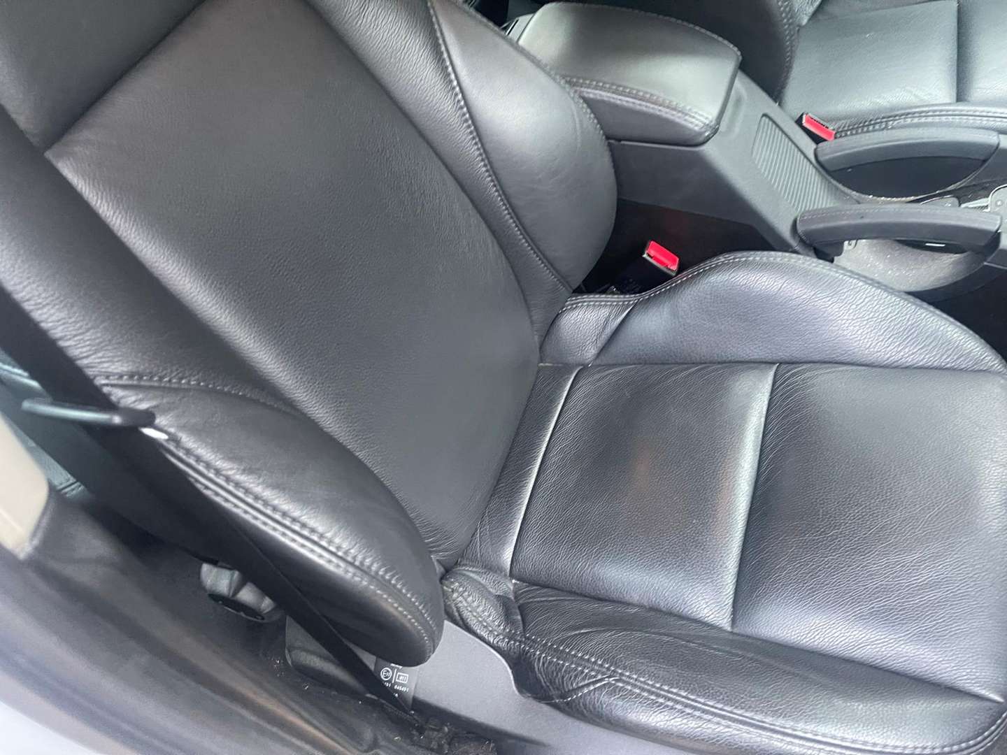 <p>2011 SAAB 9-3 AERO CARLSSON AUTO</p>