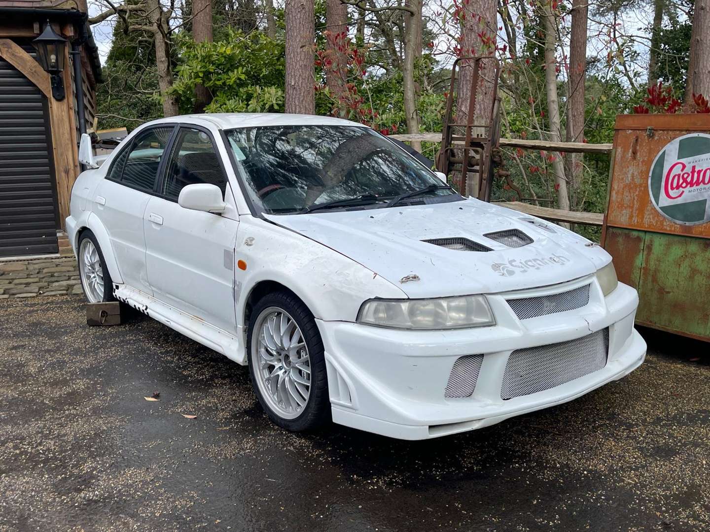 <p>1998 MISTUBISHI LANCER EVO V GSR</p>