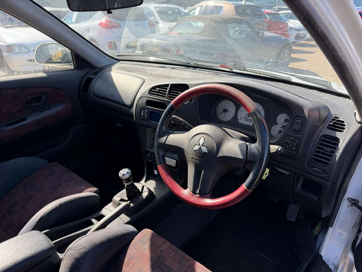 <p>1998 MITSUBISHI LANCER EVO V GSR</p>