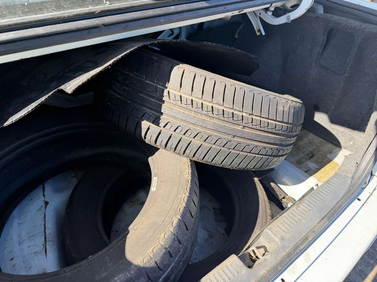 <p>1998 MITSUBISHI LANCER EVO V GSR</p>