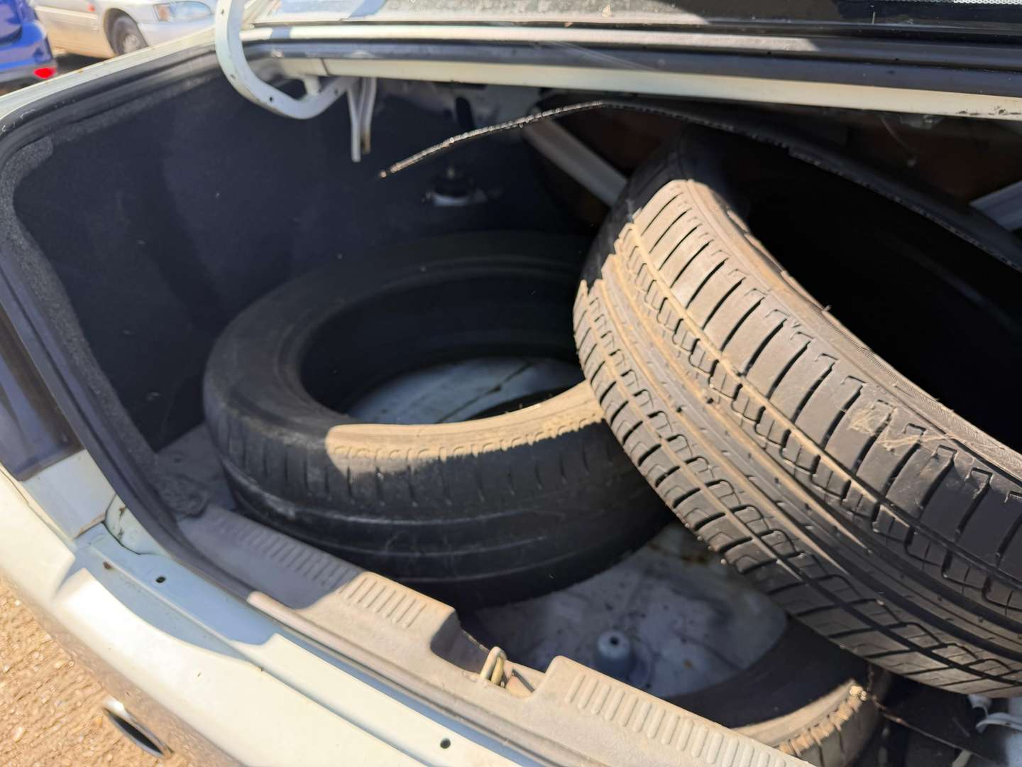 <p>1998 MITSUBISHI LANCER EVO V GSR</p>