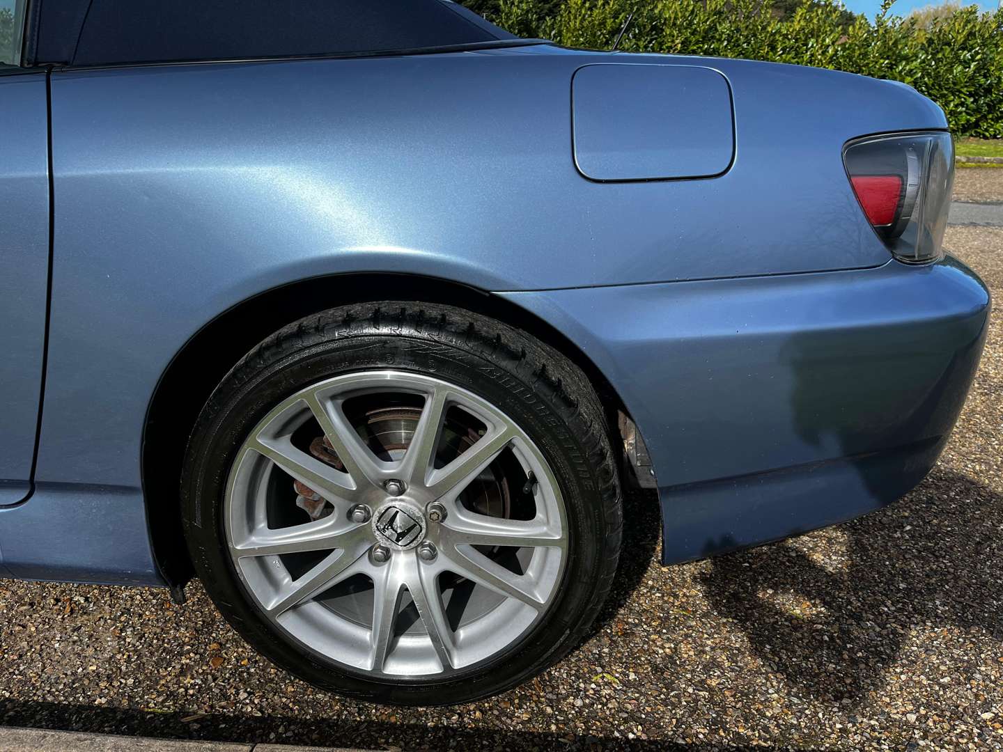 <p>2004 HONDA S2000</p>