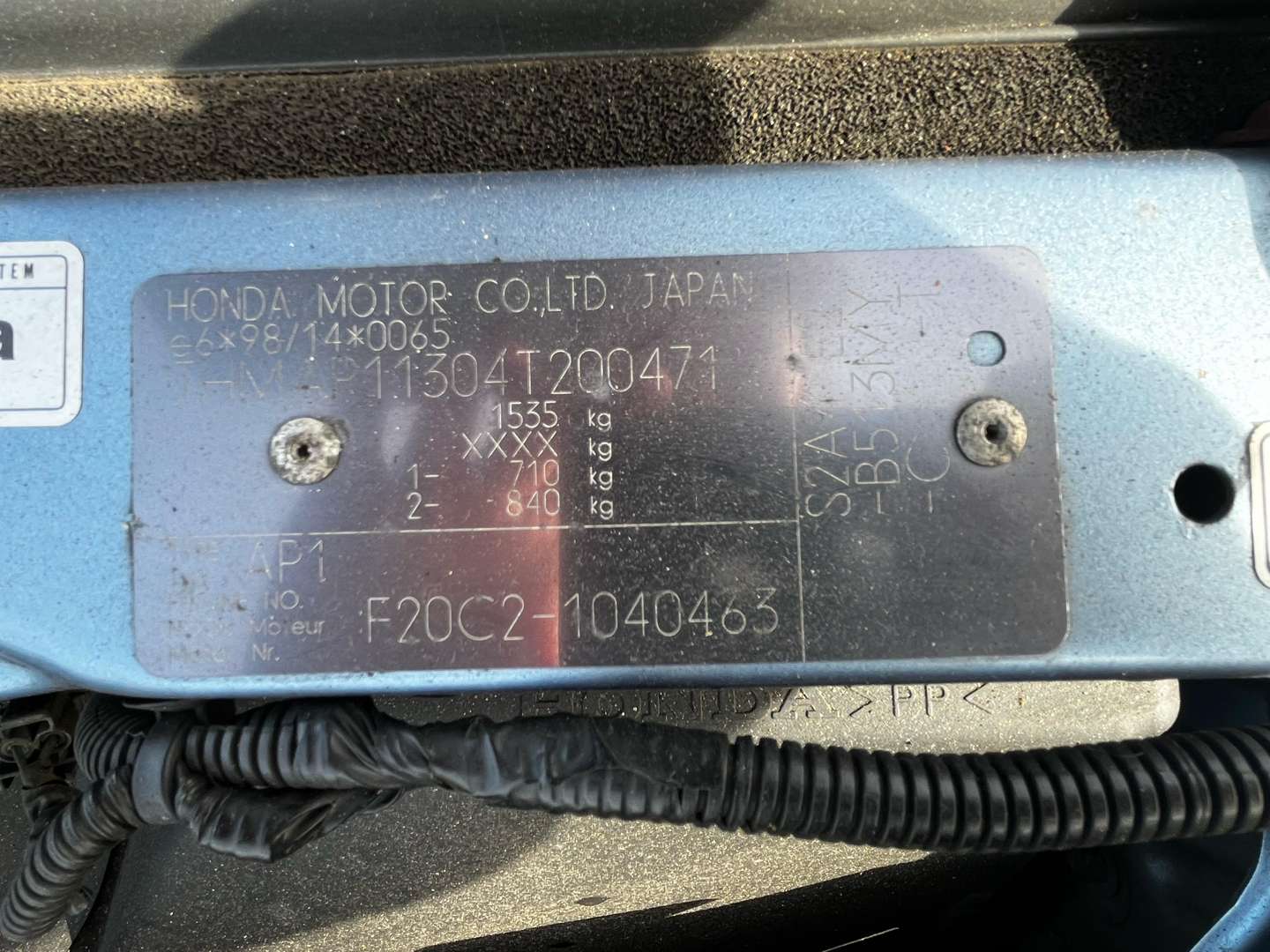 <p>2004 HONDA S2000</p>