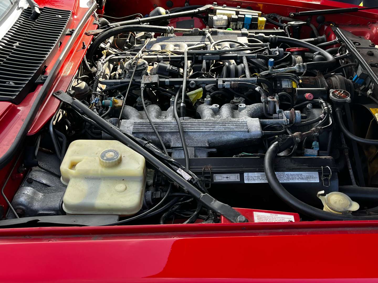 <p>1991 JAGUAR XJ-S 5.3 V12 HE AUTO LE MANS EDITION</p>