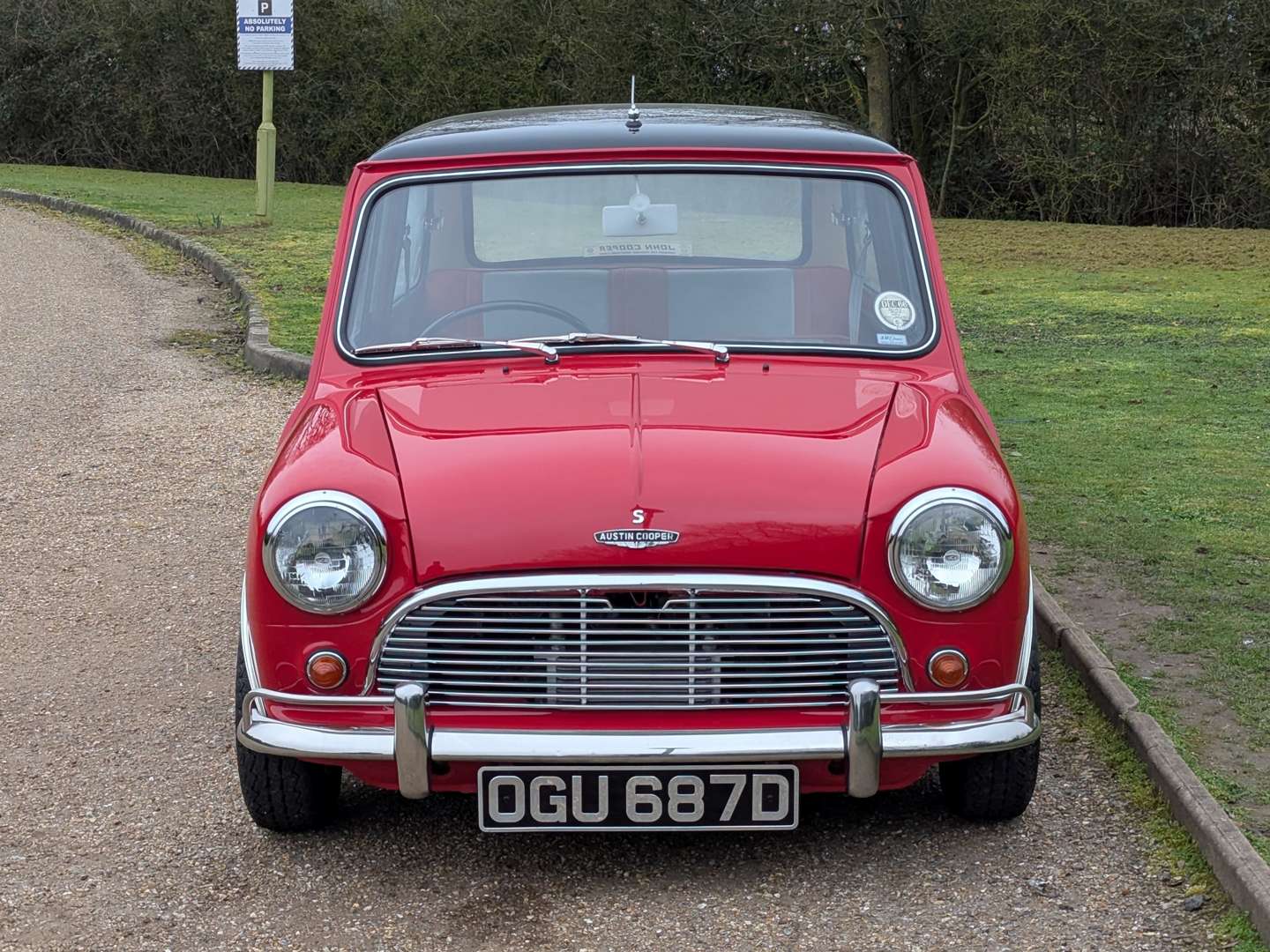 <p>1966 AUSTIN MINI COOPER S MKI</p>