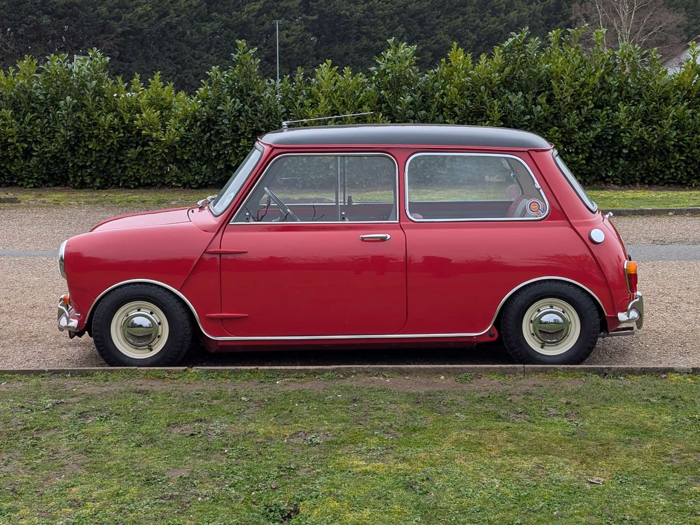 <p>1966 AUSTIN MINI COOPER S MKI</p>