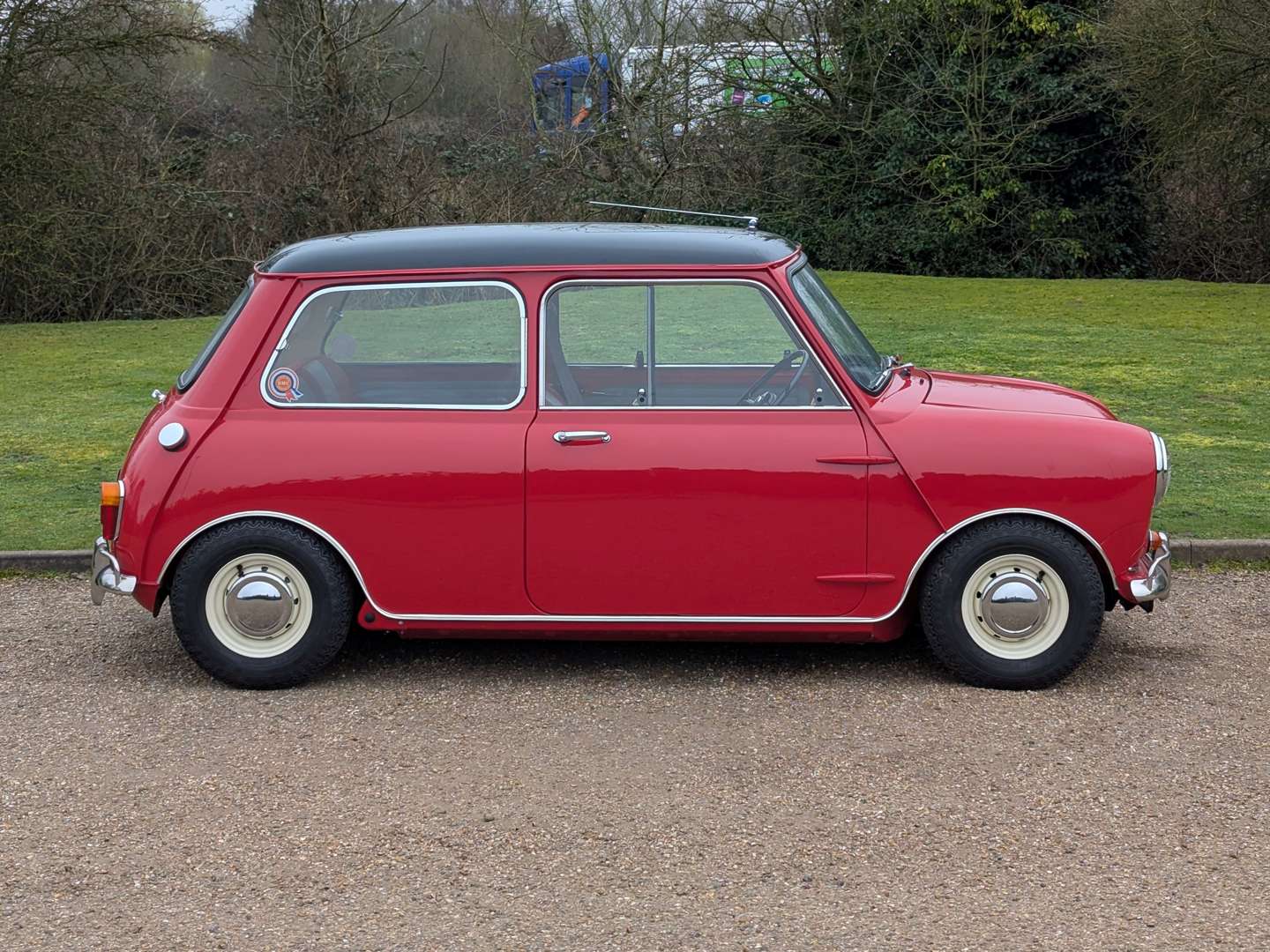 <p>1966 AUSTIN MINI COOPER S MKI</p>