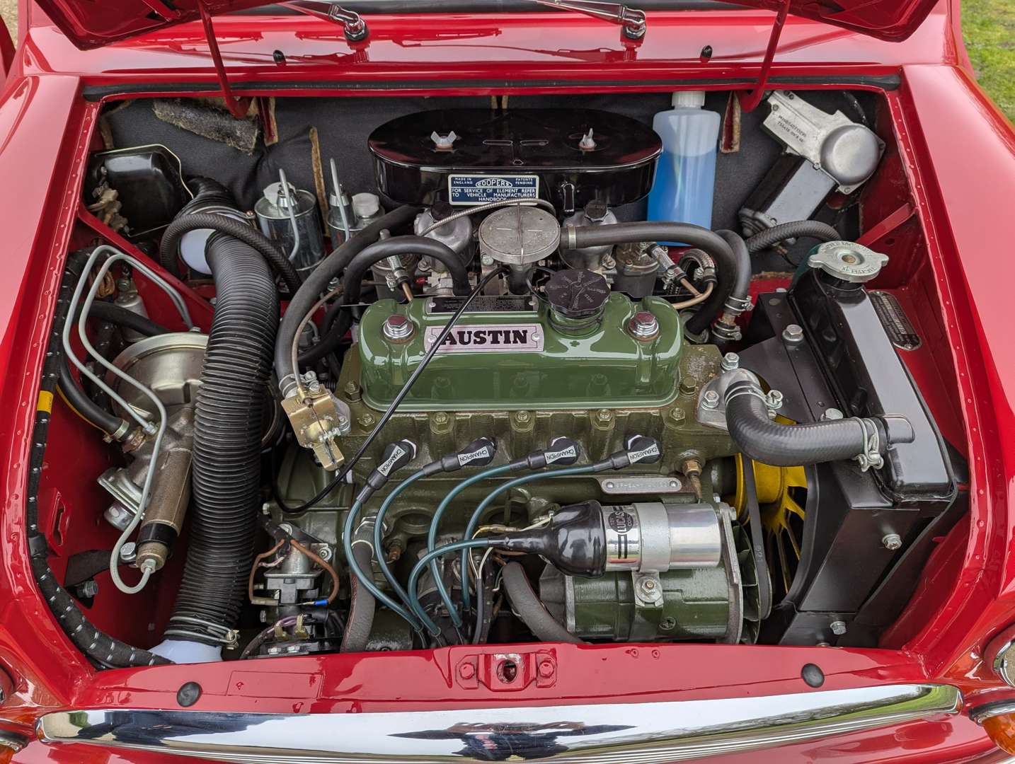 <p>1966 AUSTIN MINI COOPER S MKI</p>