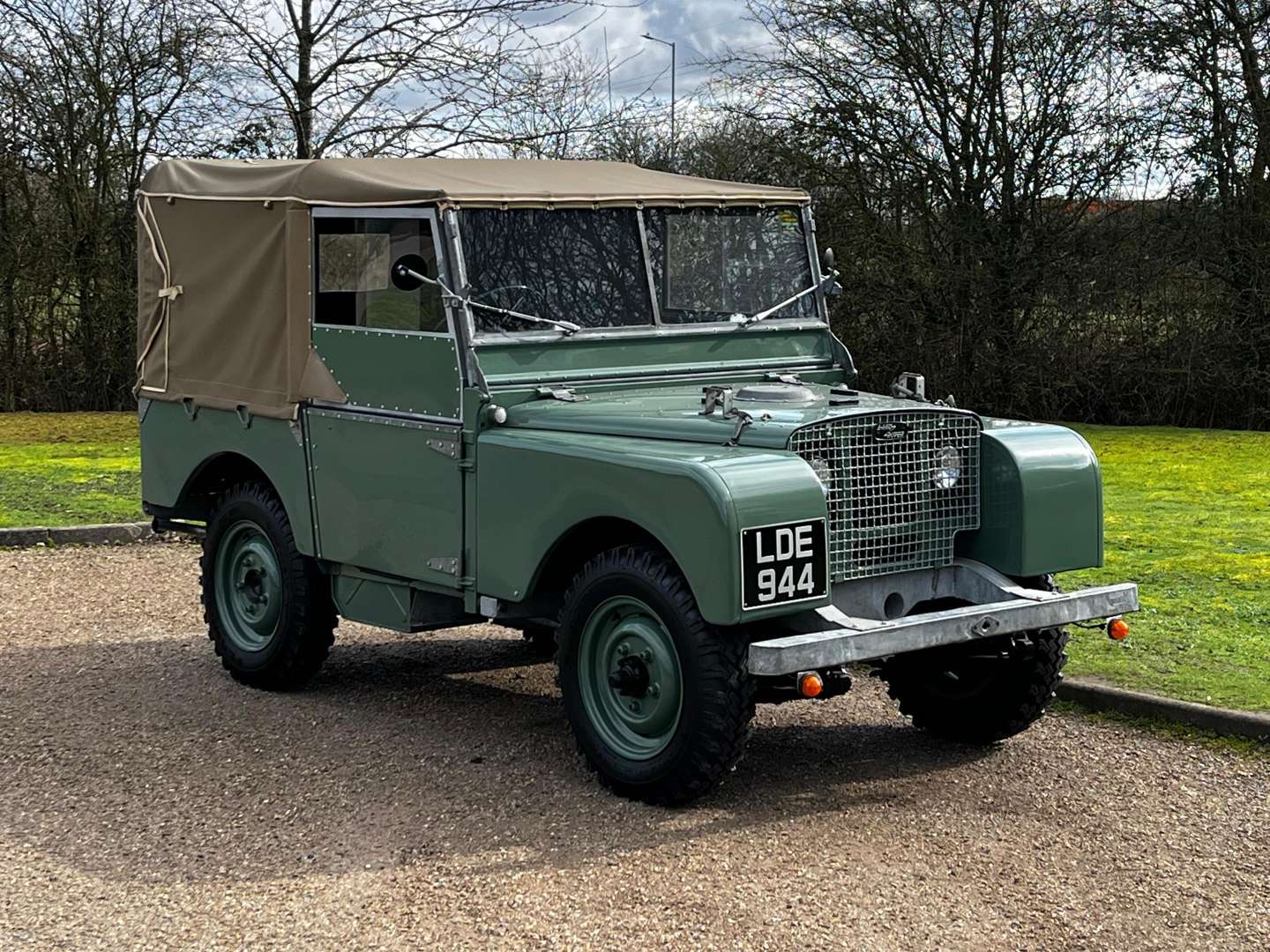 <p>1949 LAND ROVER SERIES I</p>