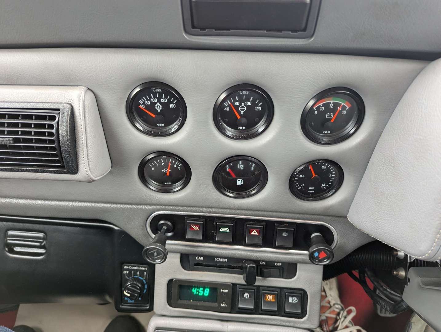 <p>1992 ROVER MINI ERA TURBO</p>