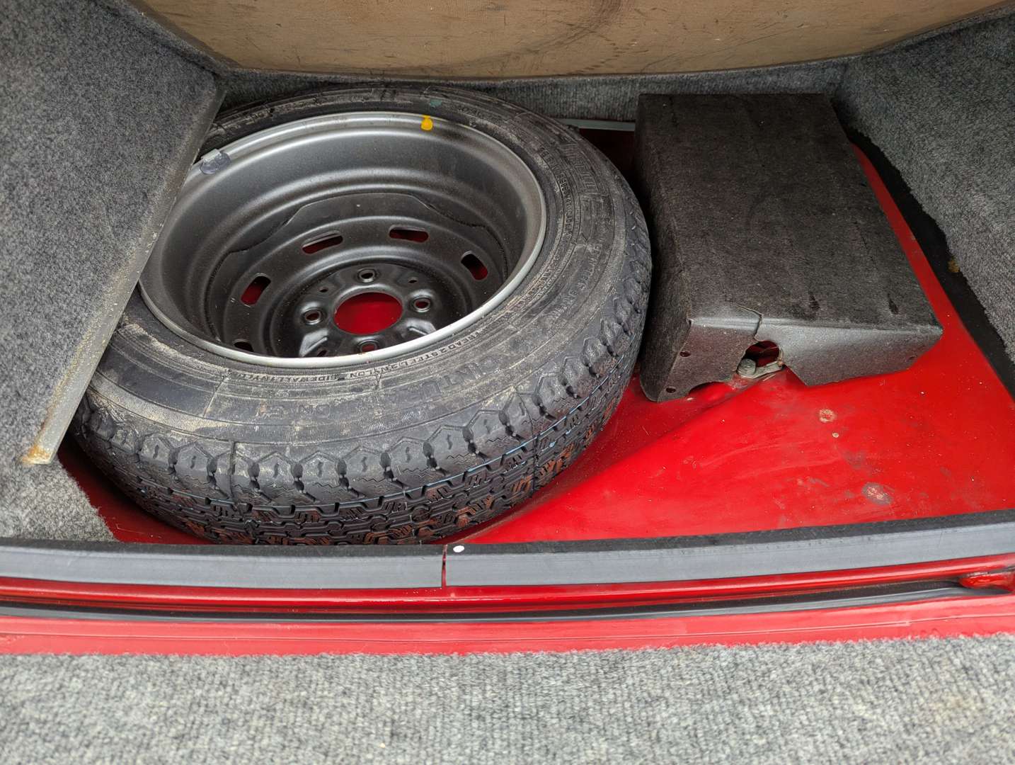 <p>1992 ROVER MINI ERA TURBO</p>