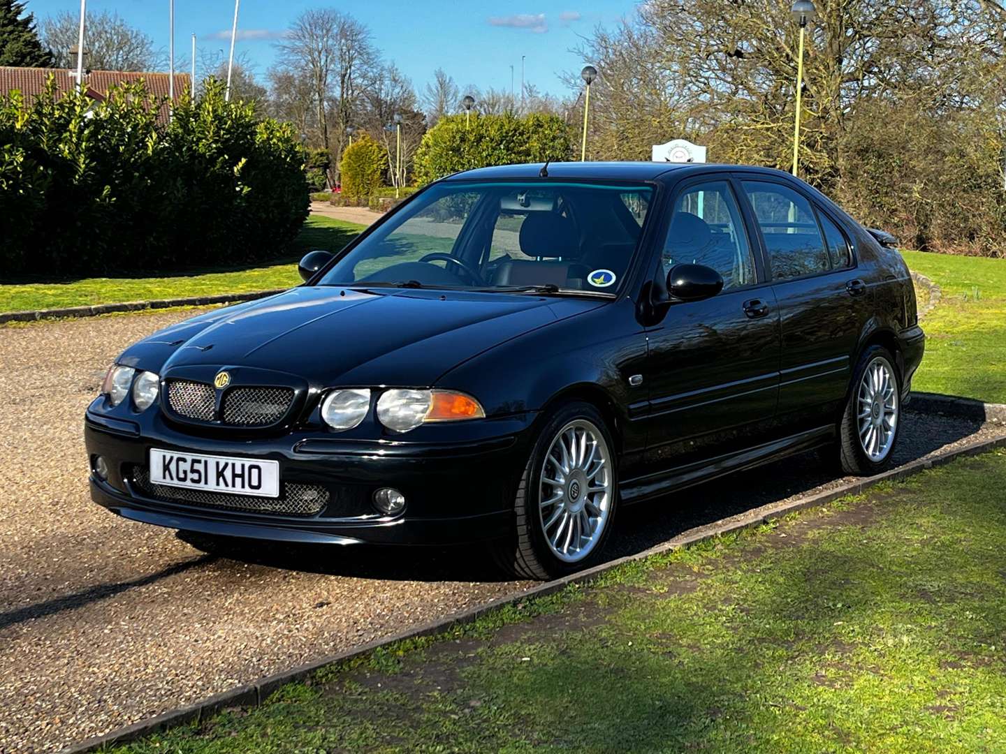 <p>2001 MG ZS 180</p>