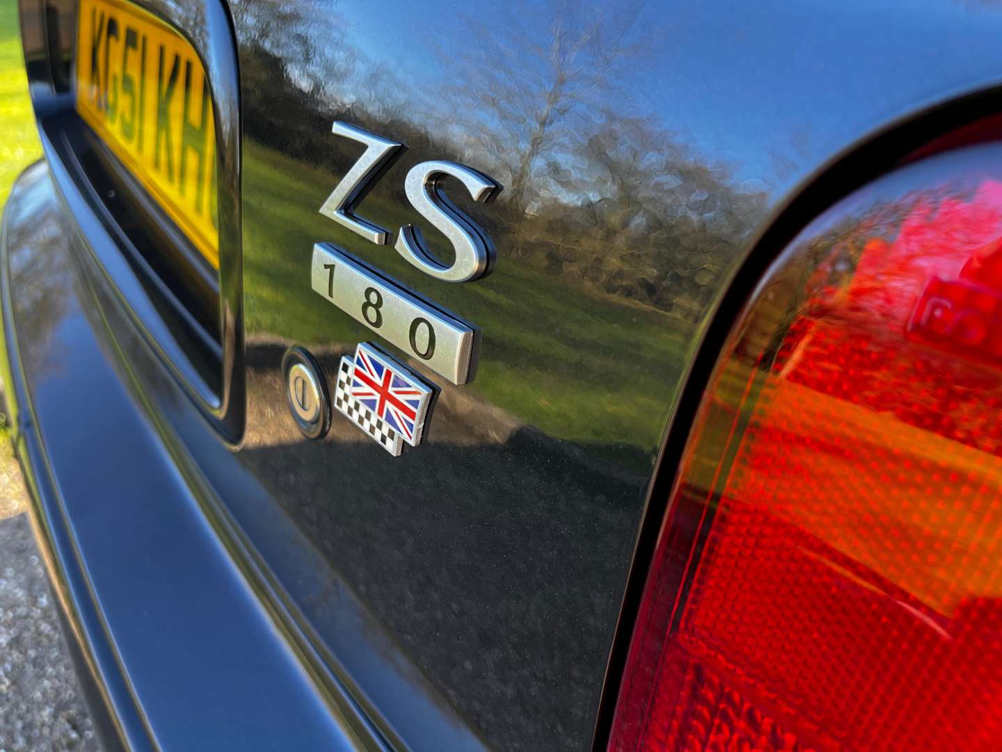 <p>2001 MG ZS 180</p>