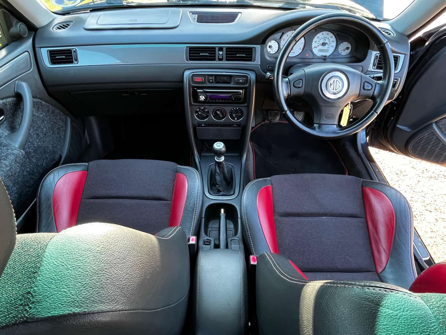 <p>2001 MG ZS 180</p>