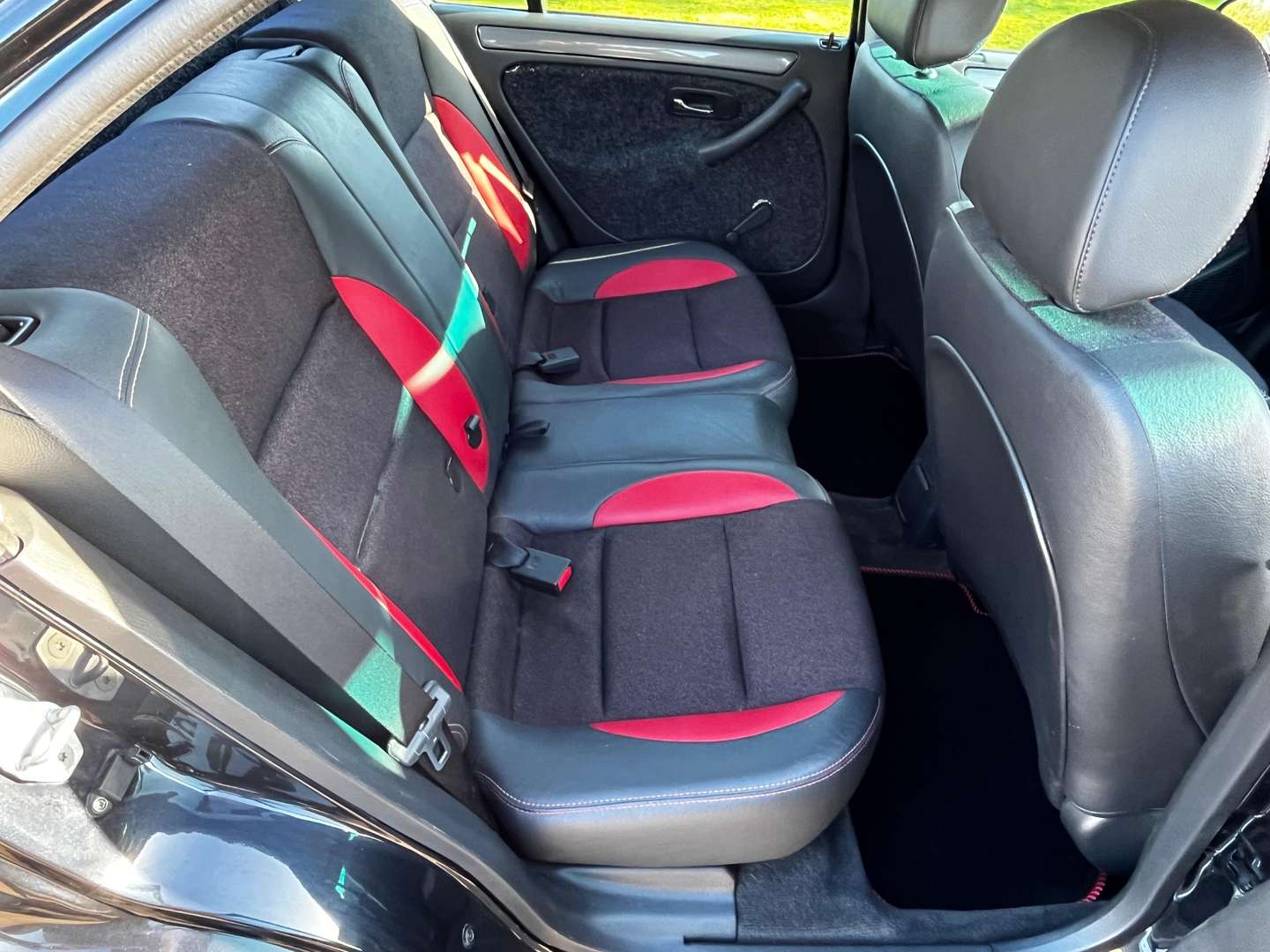 <p>2001 MG ZS 180</p>