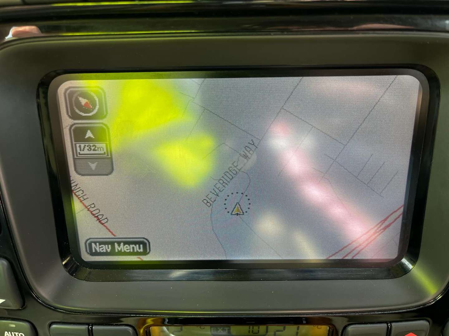 <p>2003 JAGUAR XJR V8 S/C AUTO</p>