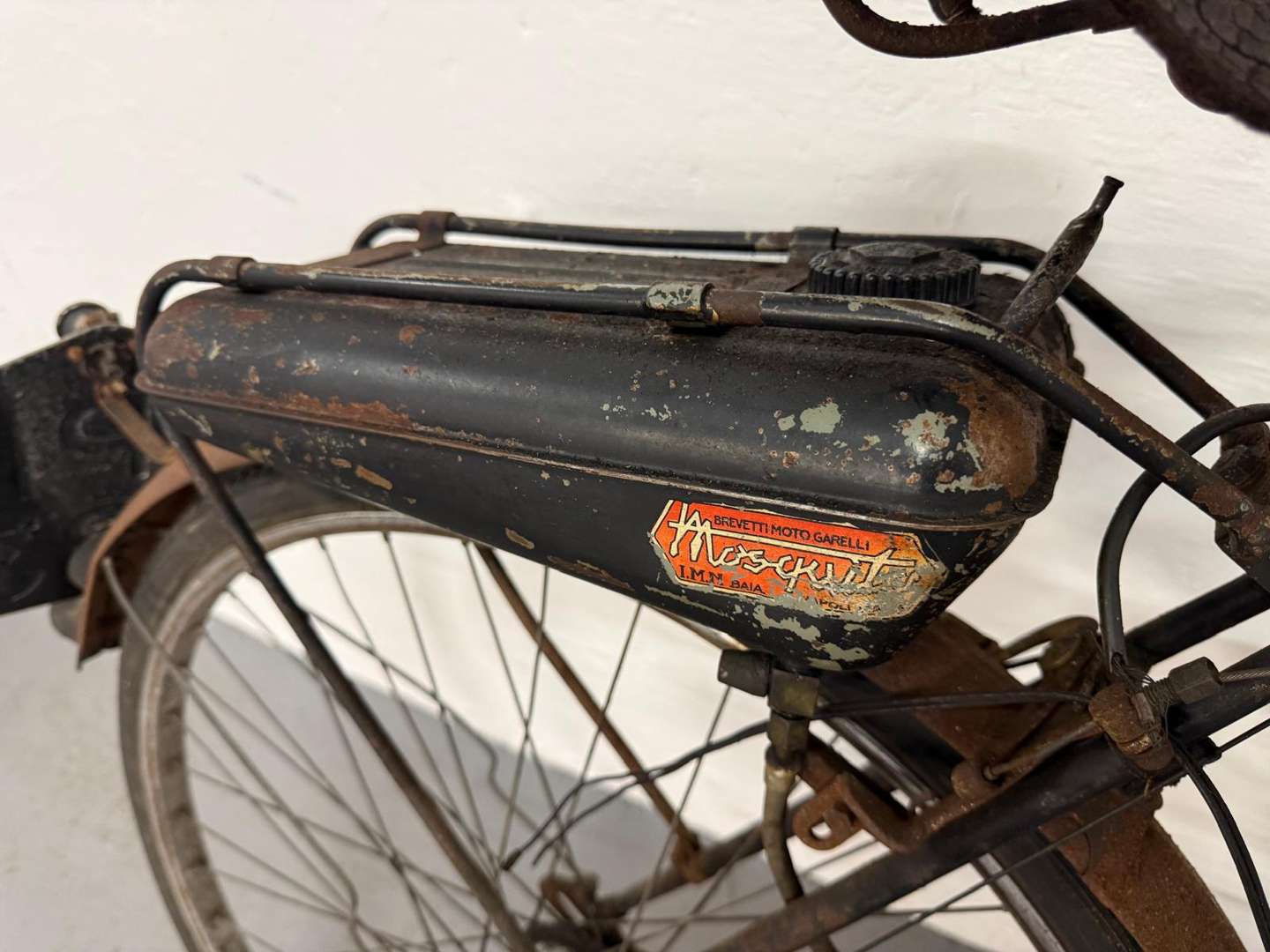 <p>1955 MOSQUITO</p>