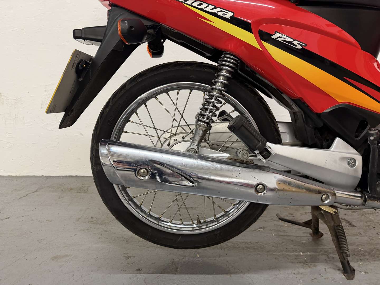 <p>2005 HONDA ANF 125-5</p>