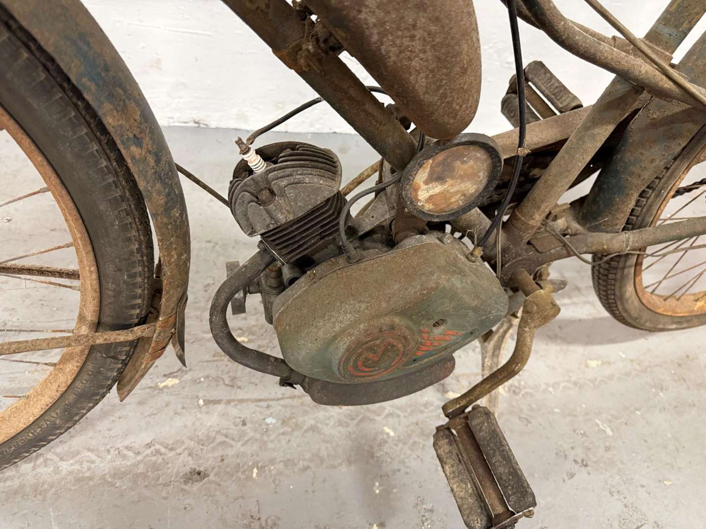 <p>CYCLEMASTER CYLCEMATE</p>