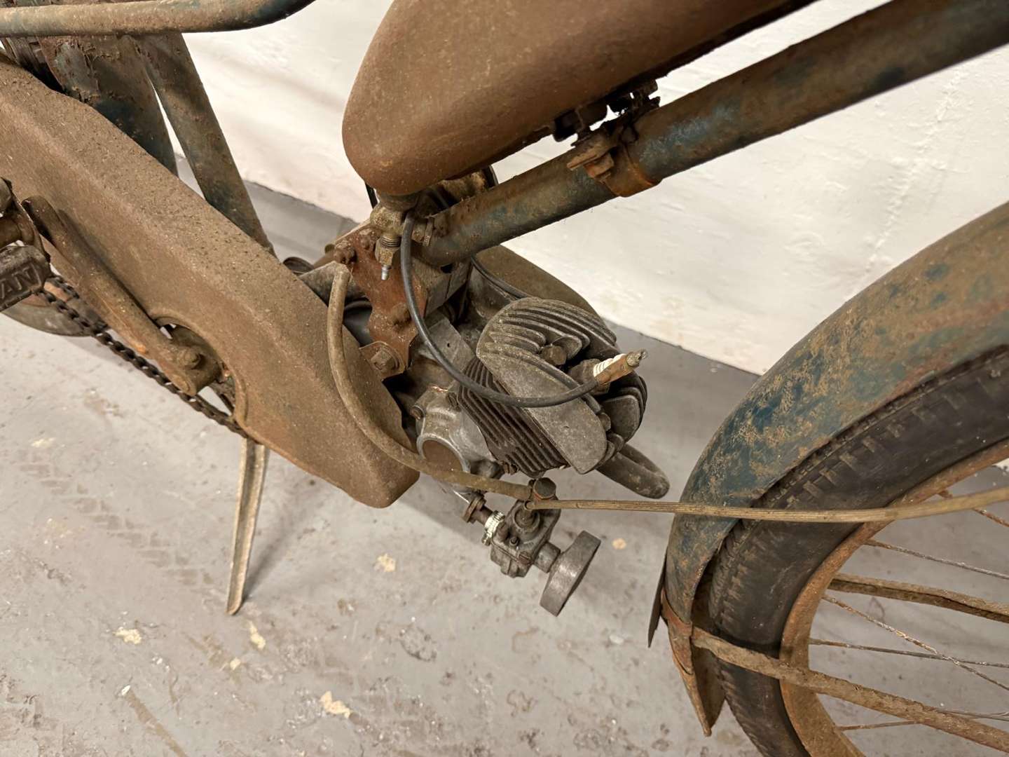 <p>CYCLEMASTER CYLCEMATE</p>