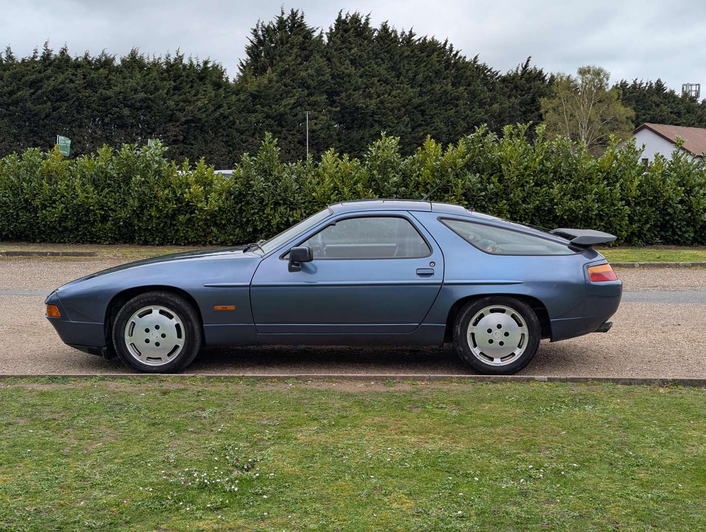 <p>1989 PORSCHE 928 S4 AUTO</p>
