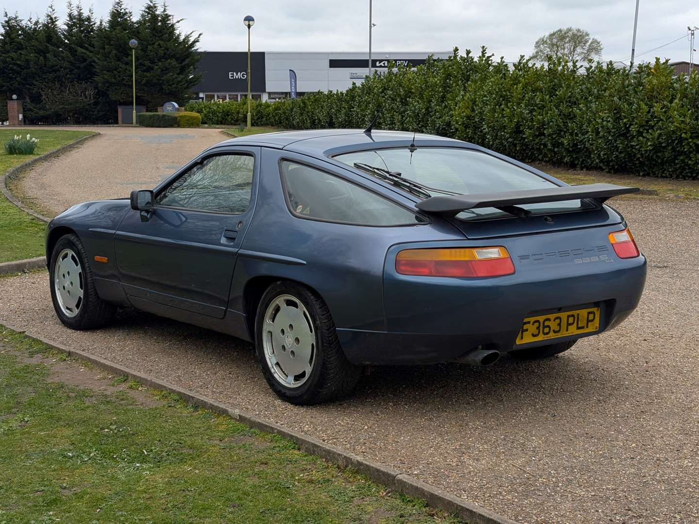 <p>1989 PORSCHE 928 S4 AUTO</p>