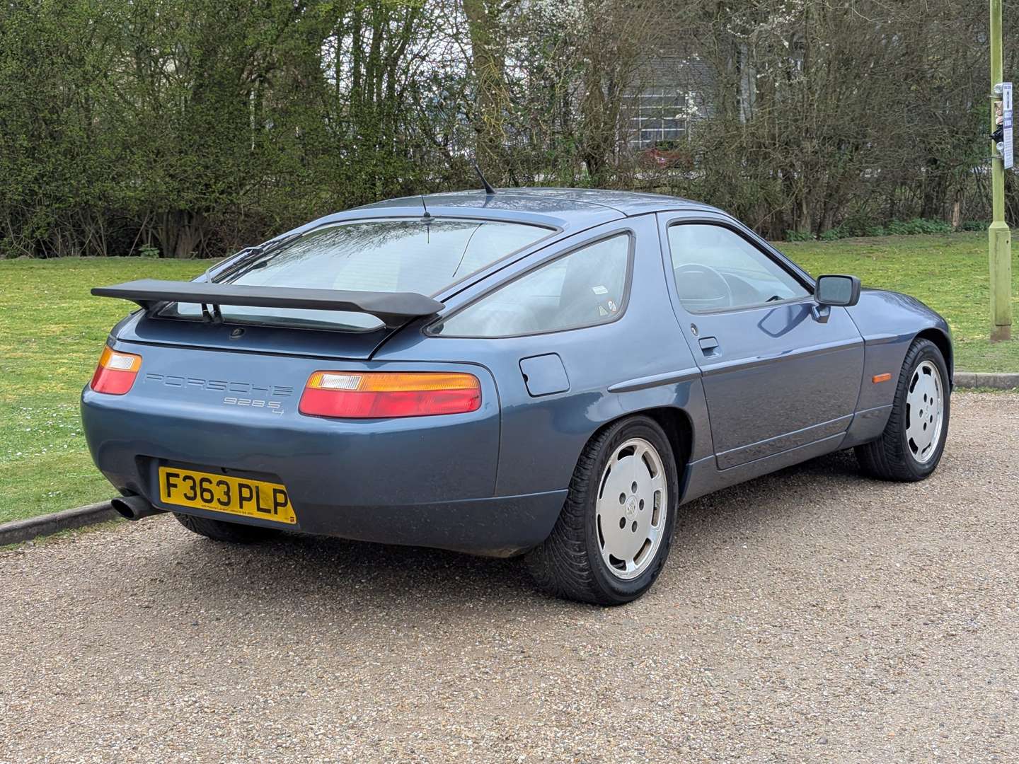 <p>1989 PORSCHE 928 S4 AUTO</p>
